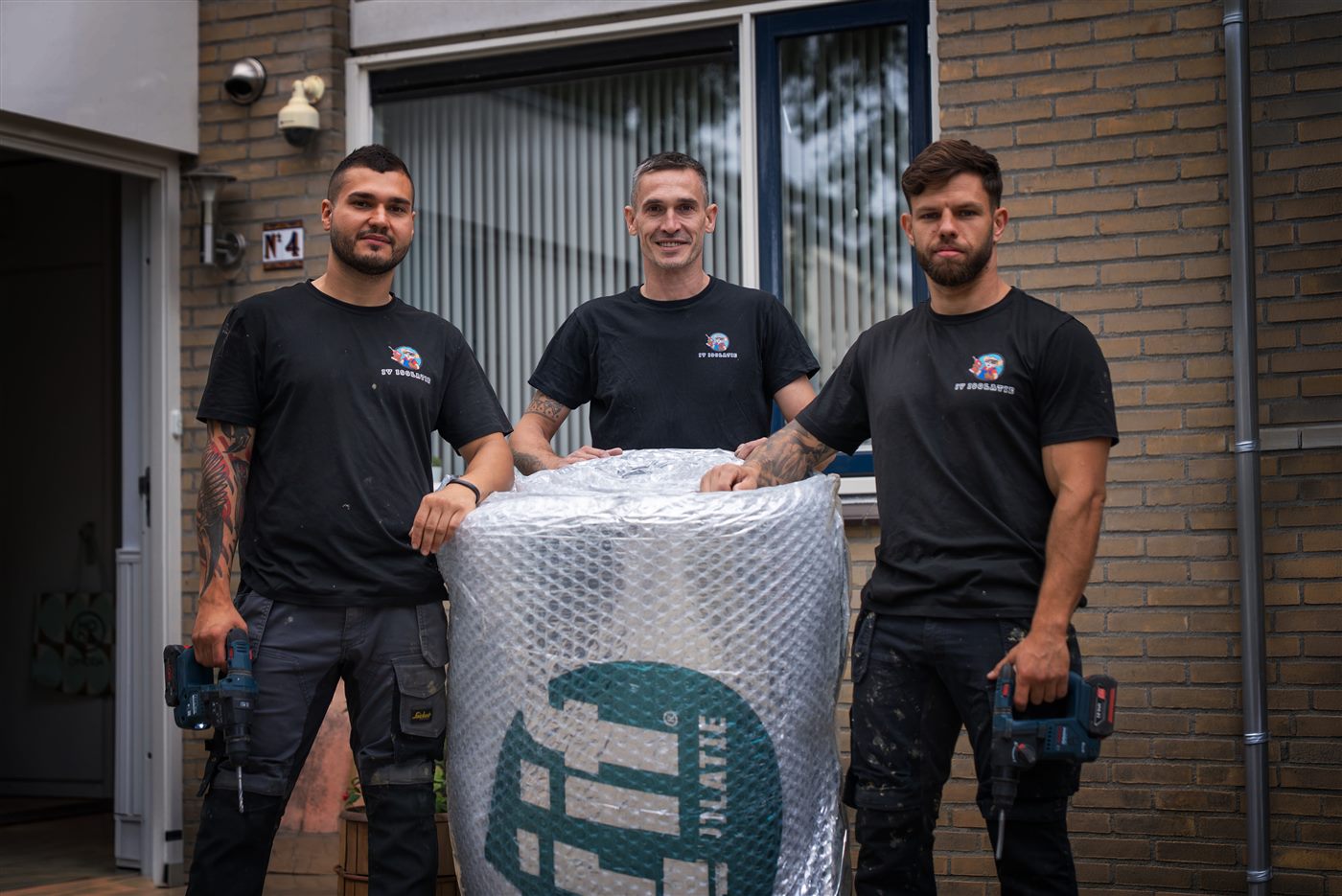 Brani, Ivan en Vasil van IV Isolatie samen op locatie